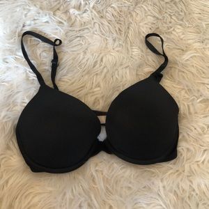 CYBER MONDAY SALE🖤🖤Vs pink black bra!